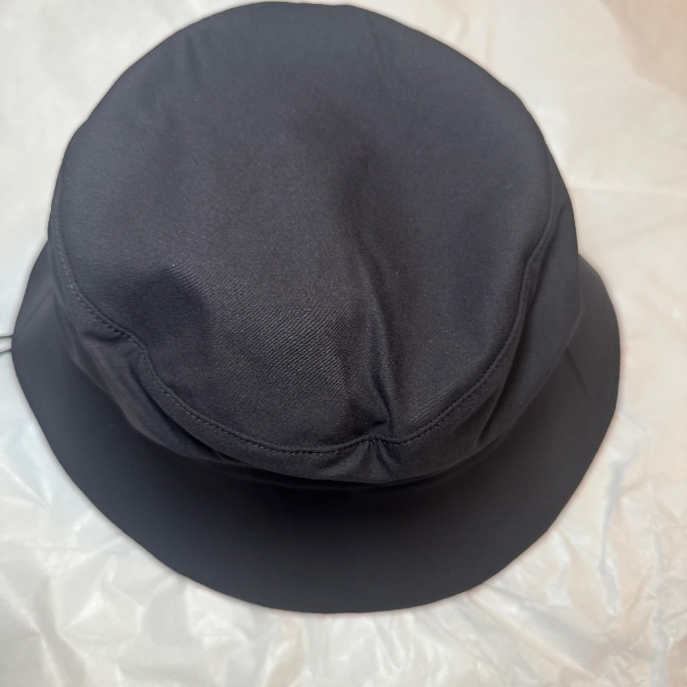 NWOT Arc'teryx Sinsola Bucket Hat Black  Light Breathable Sun Hat Small/M Unisex - Picture 9 of 14